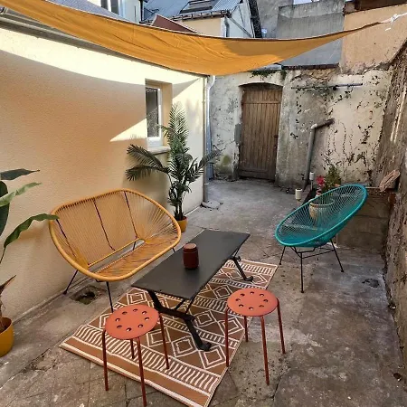 Le Chic Framboise - Terrasse - centre ville Le Mans Appartement